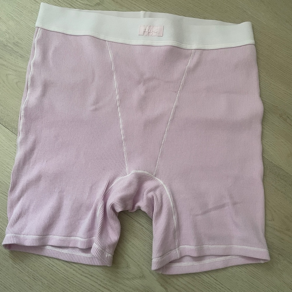 SKIMS Pink Ribbed Boxer Shorts